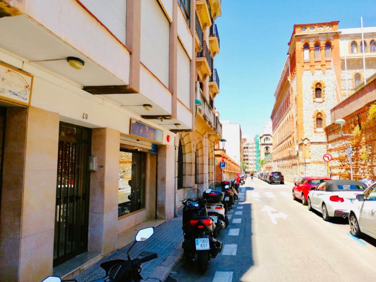 August Centro Tarragona Apartment Екстериор снимка